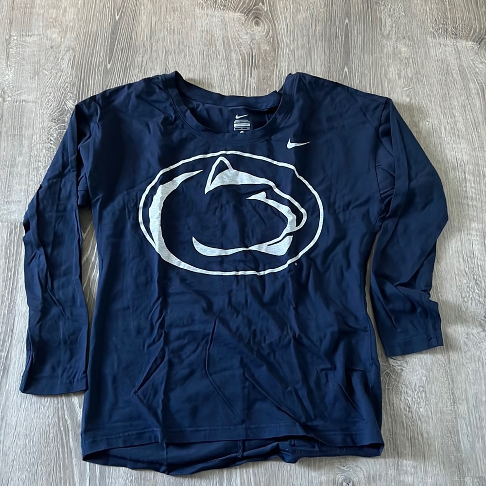 Nike Penn state top
